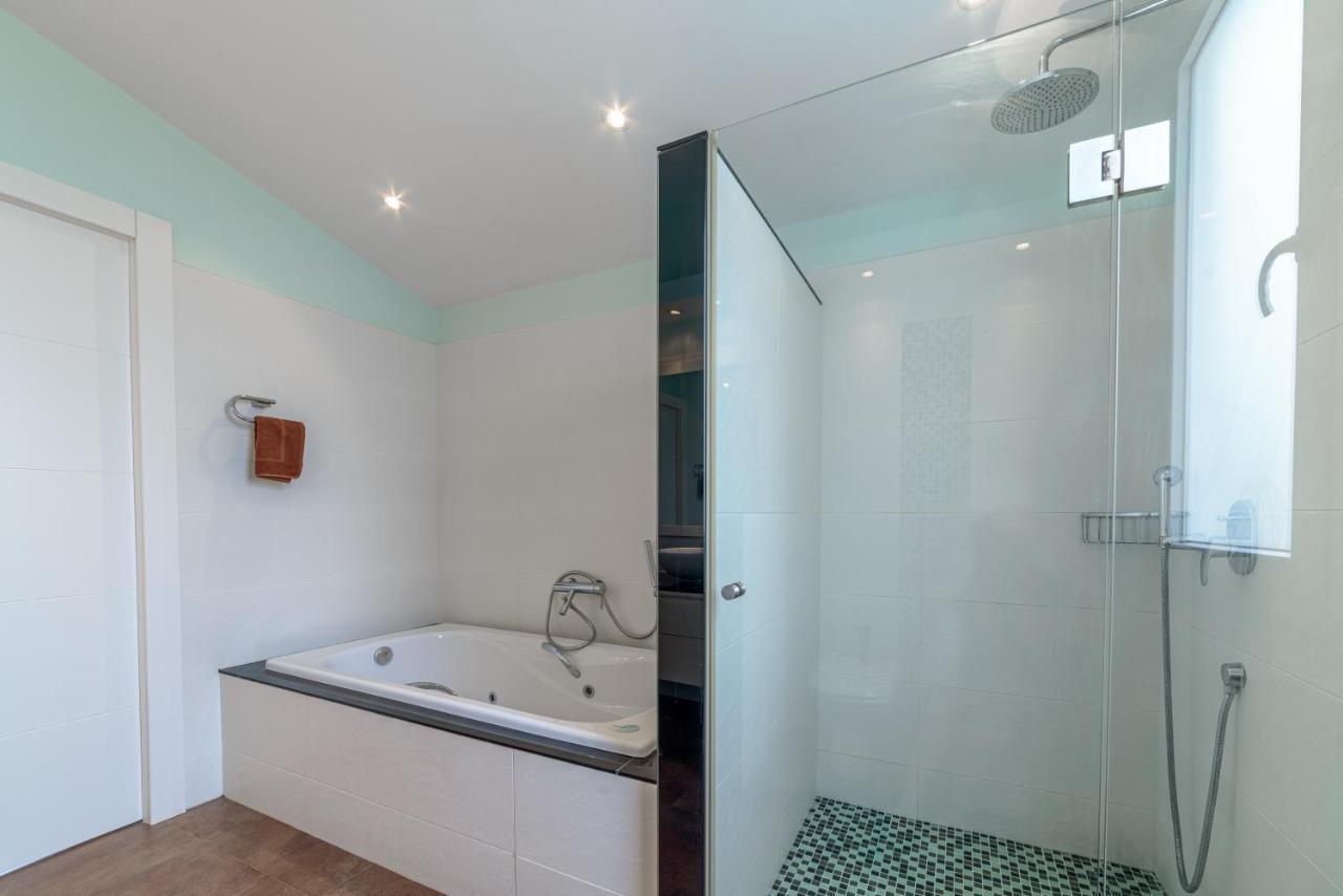 Villa Santandria Grupo Seranova Luxury Hotel シウタデリャ エクステリア 写真